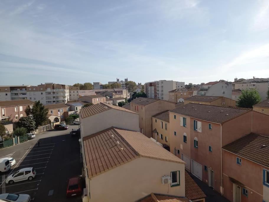 Appart 2/4 Pers Proche Centre Avec Balcon, Parking Нарбонна Экстерьер фото