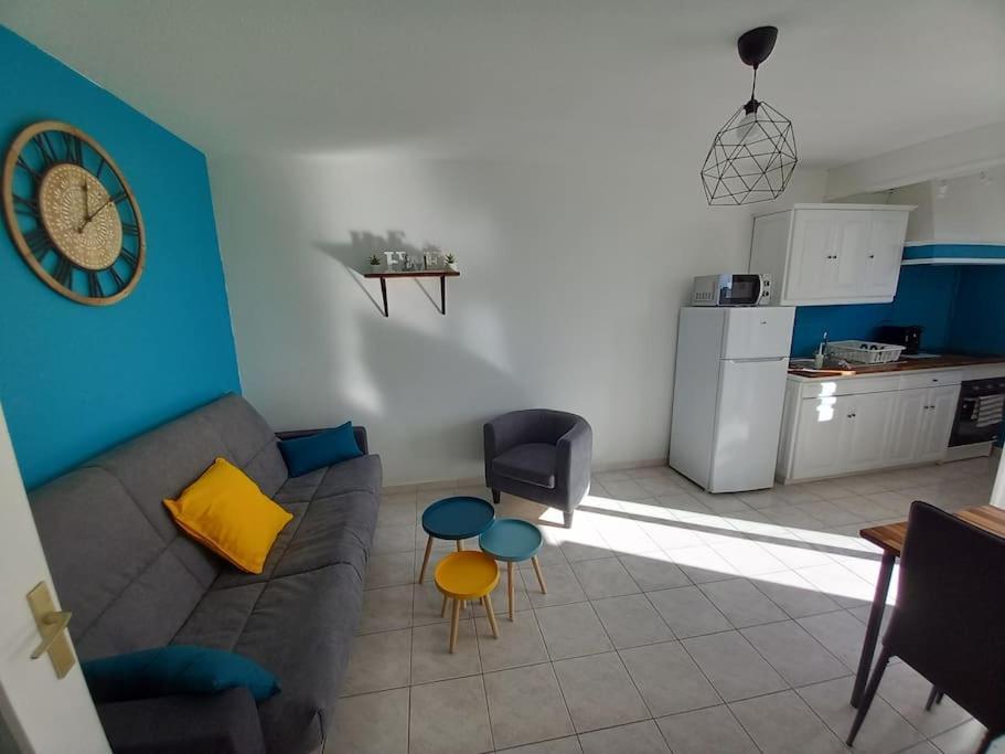Appart 2/4 Pers Proche Centre Avec Balcon, Parking Нарбонна Экстерьер фото
